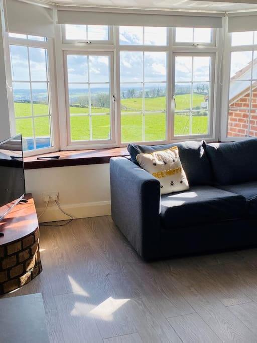 Valley Lodge 3 Bedroom Retreat In Craigantlet Hills Belfast Exterior foto